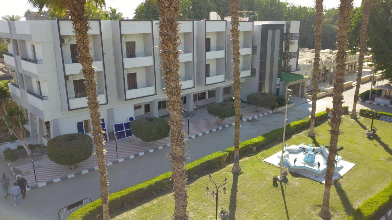 Jewel Assiut Hotel Екстериор снимка