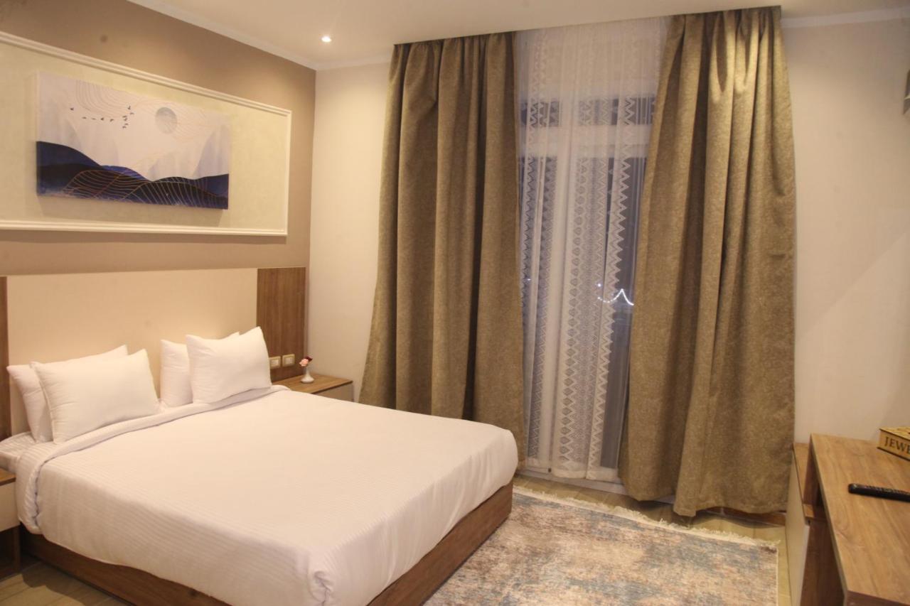Jewel Assiut Hotel Екстериор снимка